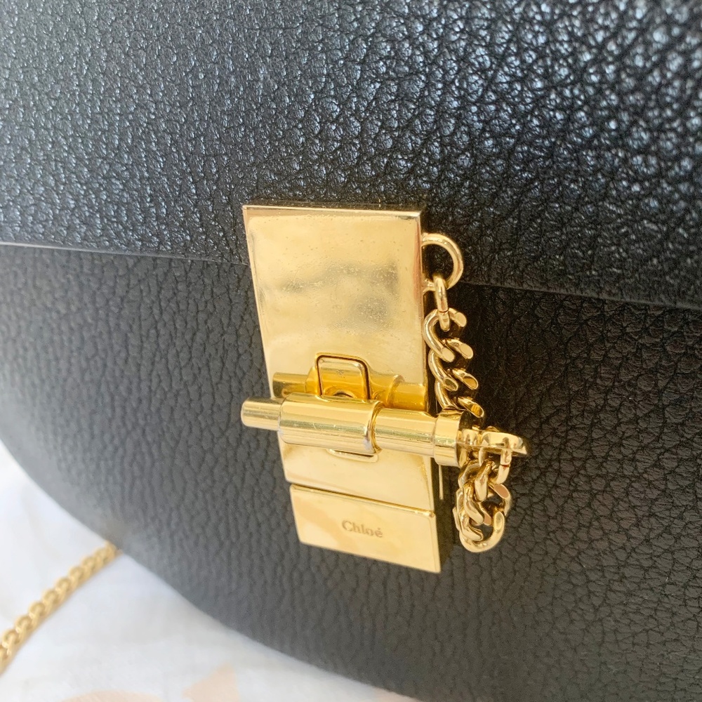 Chloe Black and Gold Shoulder Bag - Picture 5 of 6